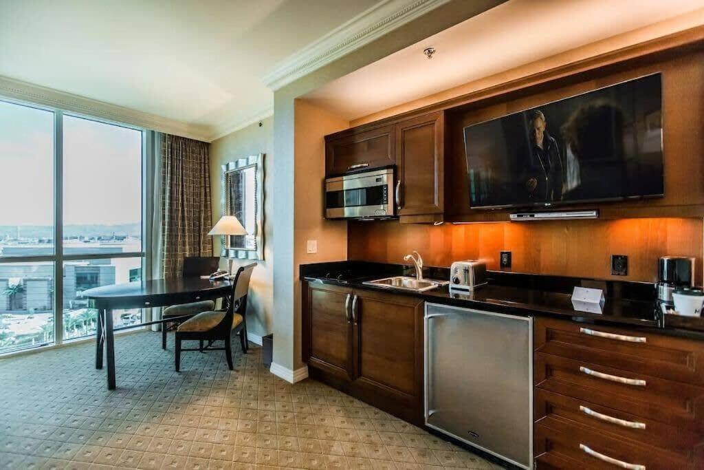 Mgm 05717 Signature Strip View W Balcony Apartamento *