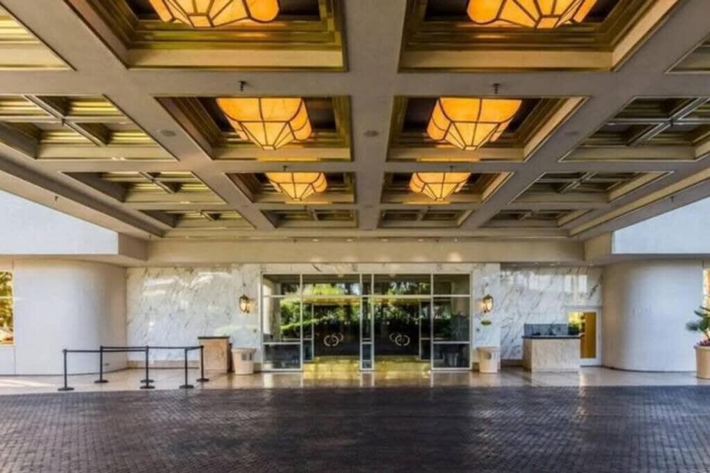 Apartamento Mgm 05717 Signature Strip View W Balcony *